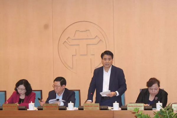 Chủ tịch UBND TP Hà Nội Nguyễn Đức Chung phát biểu tại cuộc họp sáng 2/3.